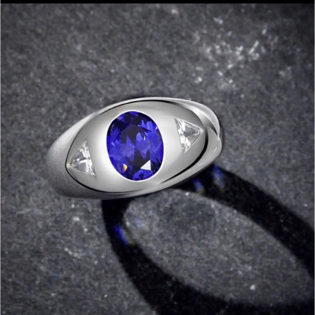 　人工 ブルーサファイア　ダイヤモンド　リング レディースのアクセサリー(リング(指輪))の商品写真