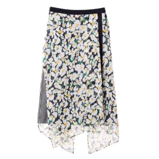 アキラナカ(AKIRANAKA)のakiranaka harper shiffon skirt(ひざ丈スカート)