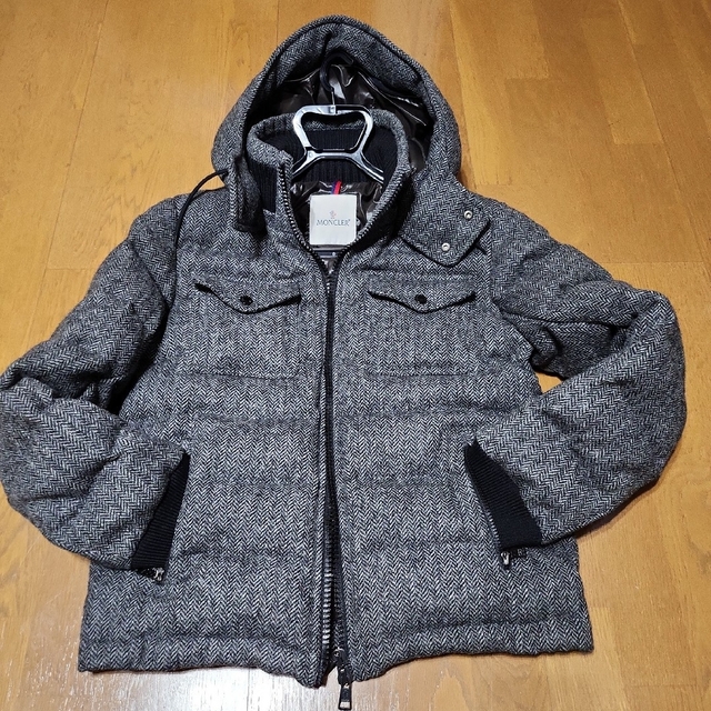 人気商品ランキング MONCLER 超美品【MONCLER/モンクレール】ダウン