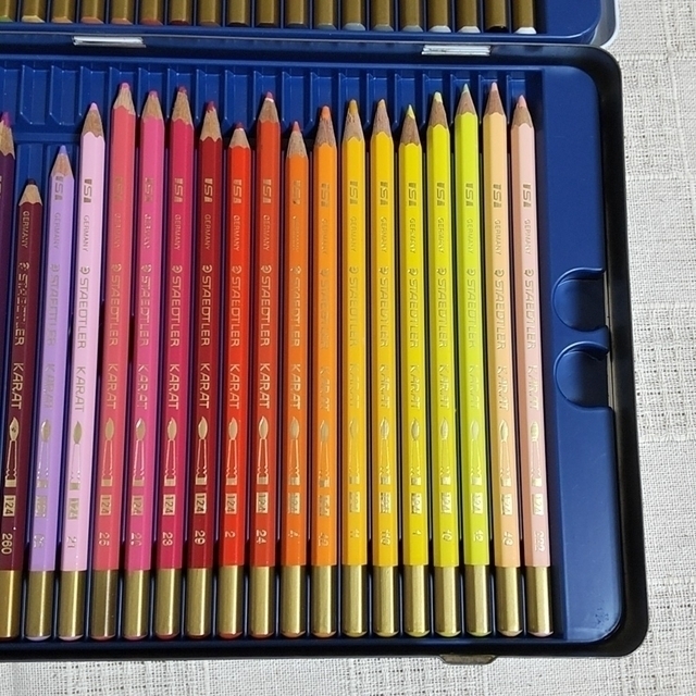 ステッドラーの通販　SS's　by　STAEDTLER　60色　水彩色鉛筆　shop｜ステッドラーならラクマ