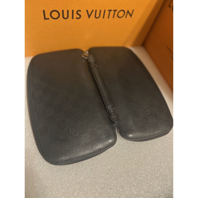 LOUIS VUITTON(ルイヴィトン)の★正規品★美品★ ヴィトン 財布 トラベルケース アンフィニ アトール コスモス メンズのファッション小物(長財布)の商品写真