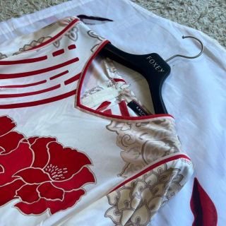 【良品】LEONARD 膝丈ワンピース カンカン素材 総柄 赤 36