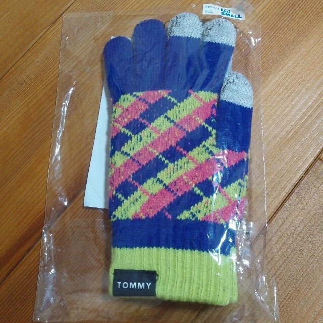 TOMMY HILFIGER(トミーヒルフィガー)のジョージア × トミーヒルフィガー スマホ手袋 メンズのファッション小物(手袋)の商品写真