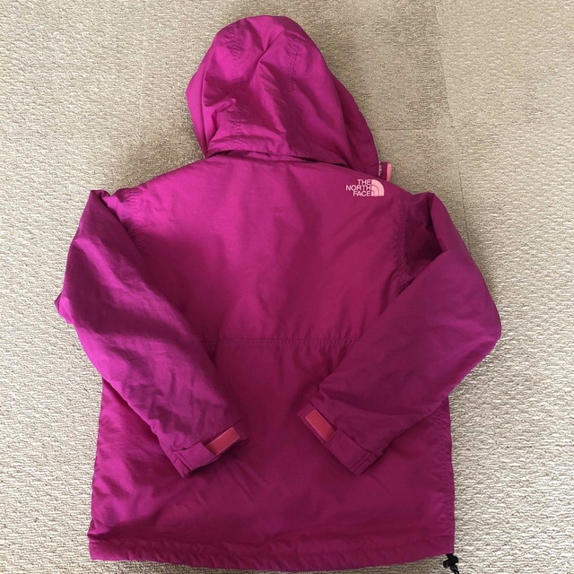 THE NORTH FACE(ザノースフェイス)のノースフェイス　ノマドジャケット  140 キッズ　女の子　アウター　ジャンパー キッズ/ベビー/マタニティのキッズ服女の子用(90cm~)(ジャケット/上着)の商品写真