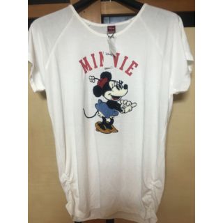 ディズニー(Disney)のDisneyミニーマウスTシャツシルエットボアTシャツ新品未使用タグ付きです(Tシャツ(半袖/袖なし))