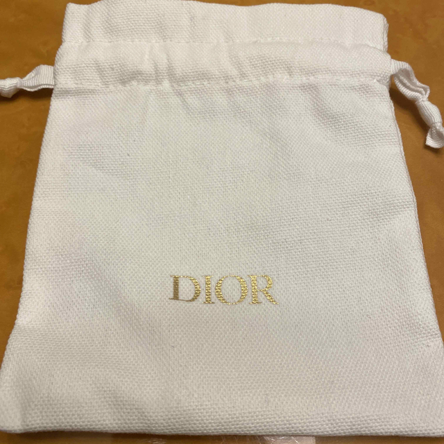 Christian Dior(クリスチャンディオール)のDior 巾着 コスメ/美容のコスメ/美容 その他(その他)の商品写真