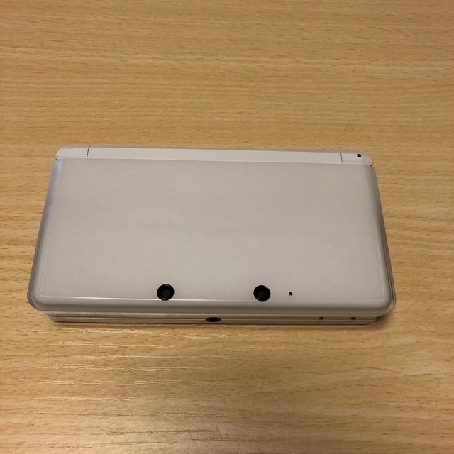 任天堂(ニンテンドウ)の任天堂　ニンテンドー3DS ホワイト エンタメ/ホビーのゲームソフト/ゲーム機本体(携帯用ゲーム機本体)の商品写真