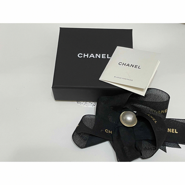 CHANEL限定　CHANEL シャネル　ブローチ　ピンバッチ　マトラッセ　ピンク　ゴールド