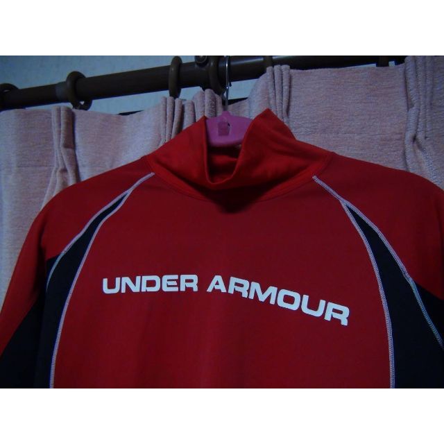 UNDER ARMOUR(アンダーアーマー)のUNDER ARMOUR アンダーアーマー　長袖スポーツウェア(L) !。 レディースのトップス(トレーナー/スウェット)の商品写真