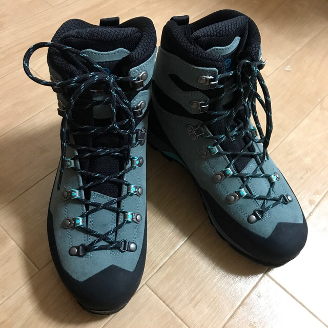 SCARPA 冬用登山靴