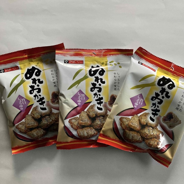 ぬれおかき　秋田いなふく米菓　3袋 食品/飲料/酒の食品(菓子/デザート)の商品写真