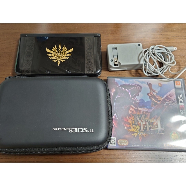 Nintendo 3DS LL ニンテンドー3ds llゴアマガラブラック