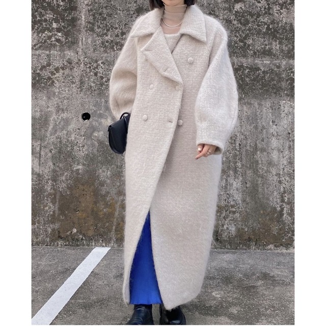 DEFORMATION COLLAR SHAGGY COAT-