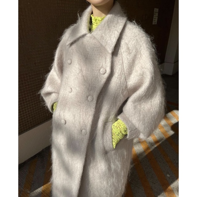 Ameri VINTAGE(アメリヴィンテージ)のDEFORMATION COLLAR SHAGGY COAT レディースのジャケット/アウター(ロングコート)の商品写真