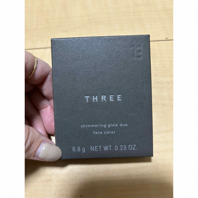 THREE(スリー)のTHREE シマリング　グロー　デュオ01 コスメ/美容のベースメイク/化粧品(フェイスカラー)の商品写真
