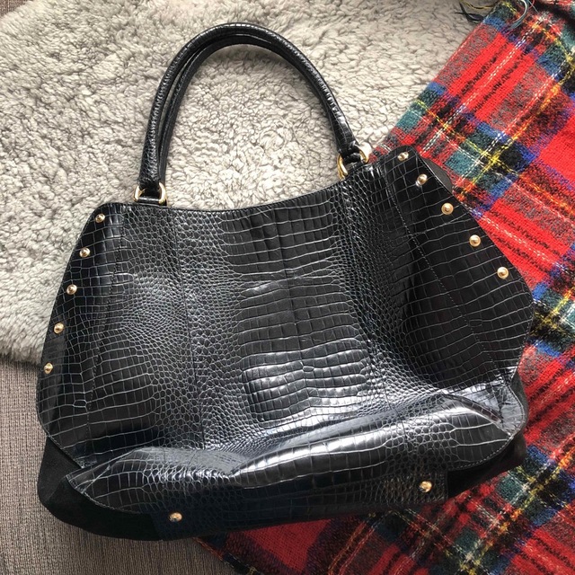 フルラ　FURLA 黒バッグ