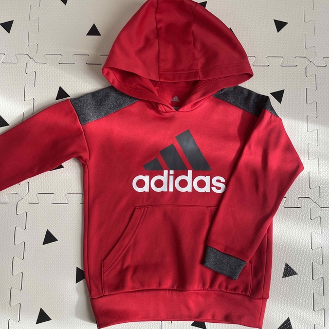 adidas(アディダス)の美品 adidas アディダス パーカースウェット トレーナー パーカー 120 キッズ/ベビー/マタニティのキッズ服男の子用(90cm~)(Tシャツ/カットソー)の商品写真