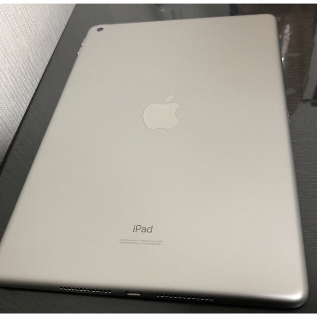 タブレット本日未定まで(極美品)iPad 第9世代本体＋スタイラスペンガラスフィルム付属