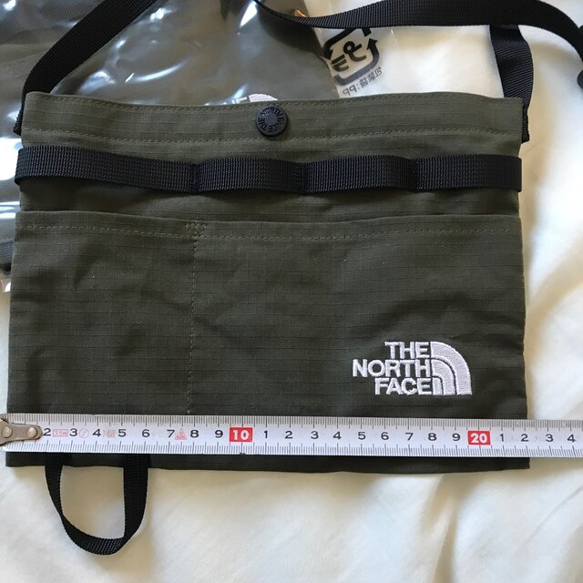 THE NORTH FACE(ザノースフェイス)のノースフェイス　ショルダーバッグ メンズのバッグ(ショルダーバッグ)の商品写真