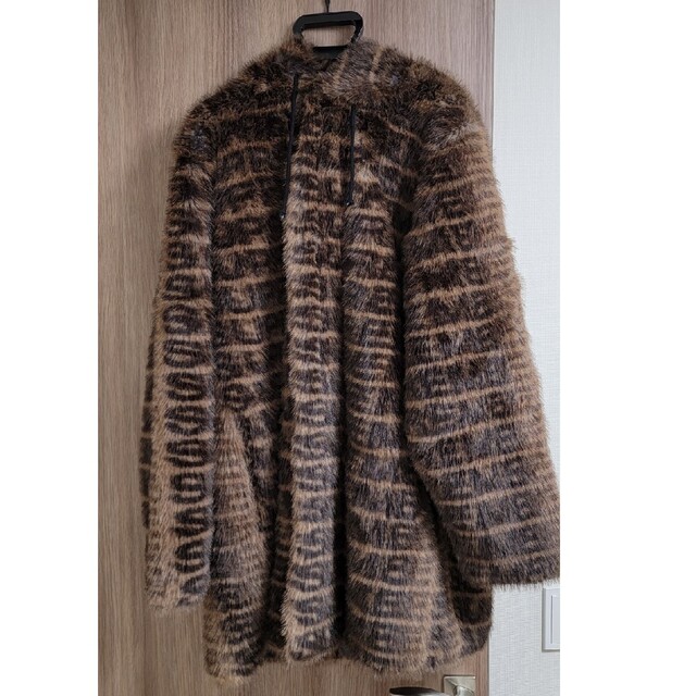 Supreme(シュプリーム)のSupreme コート　Faux Fur Hooded Coat メンズのジャケット/アウター(その他)の商品写真