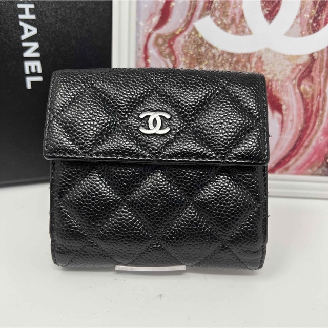 CHANEL - CHANEL シャネル キャビアスキン マトラッセ Wホック 二