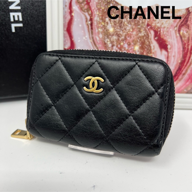 CHANEL - CHANEL シャネル マトラッセ ラムスキン ラウンドジップ
