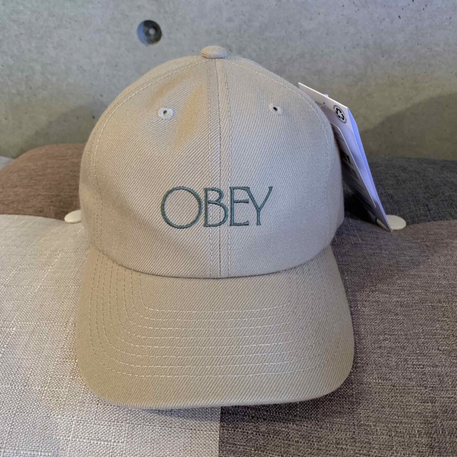 日本産 OBEYオベイBishop Panel Strapback Hat帽子