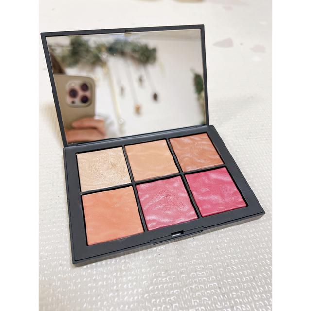 ★美品 NARS 限定品 EXPOSED CHEEK PALETTE★