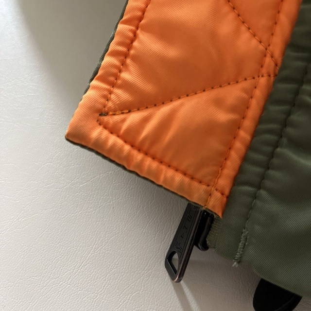 ALPHA INDUSTRIES(アルファインダストリーズ)のアルファインダストリーズ　ミリタリージャケット　ma-1  xs レディースのジャケット/アウター(ミリタリージャケット)の商品写真