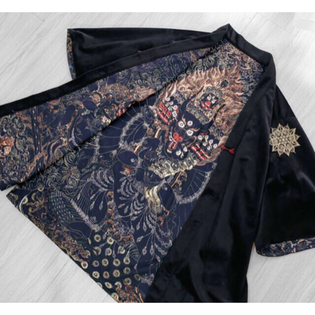 地獄変　ベロア別珍　刺繍羽織　黒金色アウター　仏教　着物和服　やみかわ  成人式