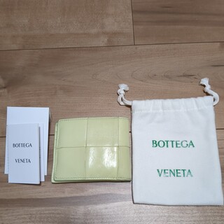 ボッテガヴェネタ(Bottega Veneta)のBOTTEGA VENETA ボッテガ　ヴェネタメンズ　二つ折り財布　レモン(折り財布)
