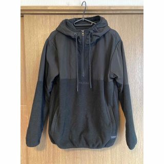 ボルコム(volcom)のVOLCOM ハーフジップ　パーカー　フリース(パーカー)