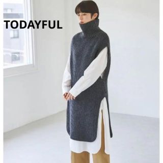 トゥデイフル(TODAYFUL)の美品✨トゥデイフル ラウンドヘムニットベスト チャコールグレー(ロングワンピース/マキシワンピース)