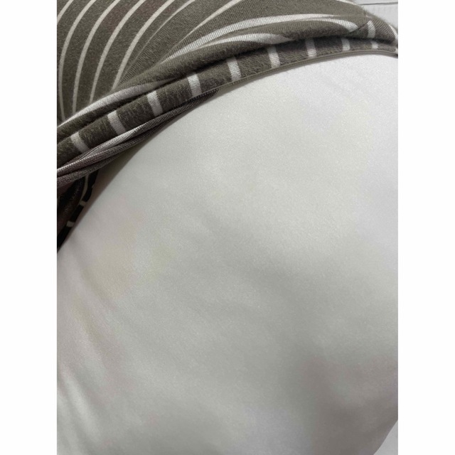 未使用に近い　エアリコ　授乳クッション キッズ/ベビー/マタニティの授乳/お食事用品(その他)の商品写真