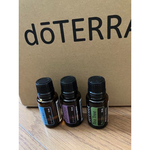 doTERRA 人気3種　イージーエア、ラベンダー、ティーツリー3本セット コスメ/美容のリラクゼーション(アロマオイル)の商品写真