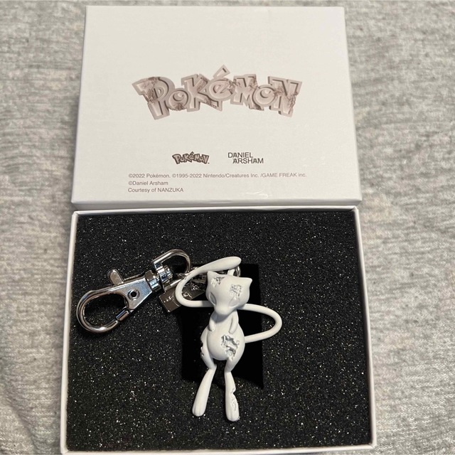 Daniel Arsham Pokemon Key Charm ミュウ