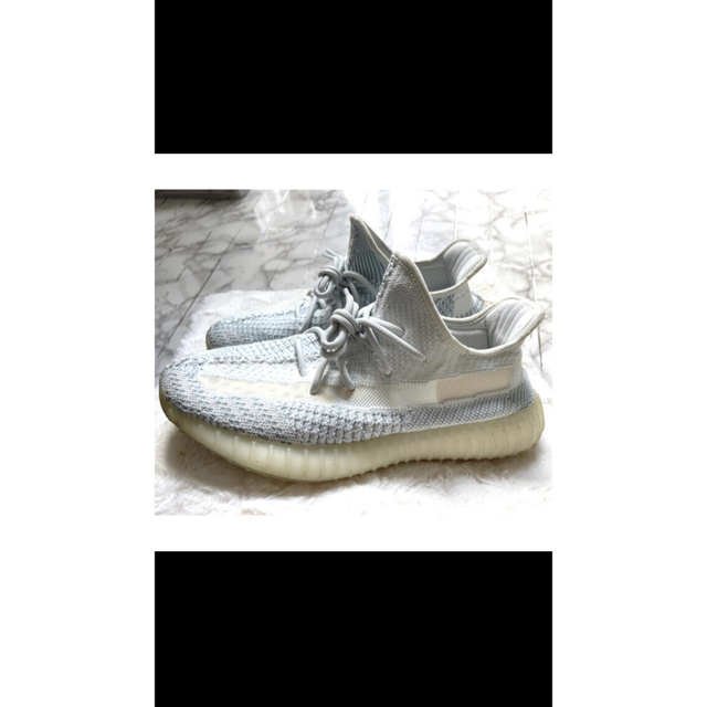 adidas(アディダス)のadidas YEEZY BOOST 350 V2 クラウドホワイトFW3043 メンズの靴/シューズ(スニーカー)の商品写真