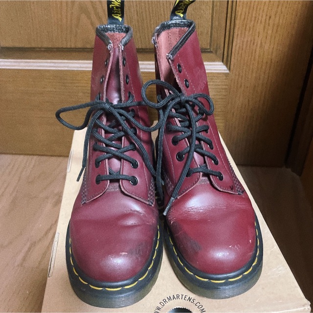 Dr.Martens(ドクターマーチン)のDr.Martens チェリーレッド  レディースの靴/シューズ(ブーツ)の商品写真