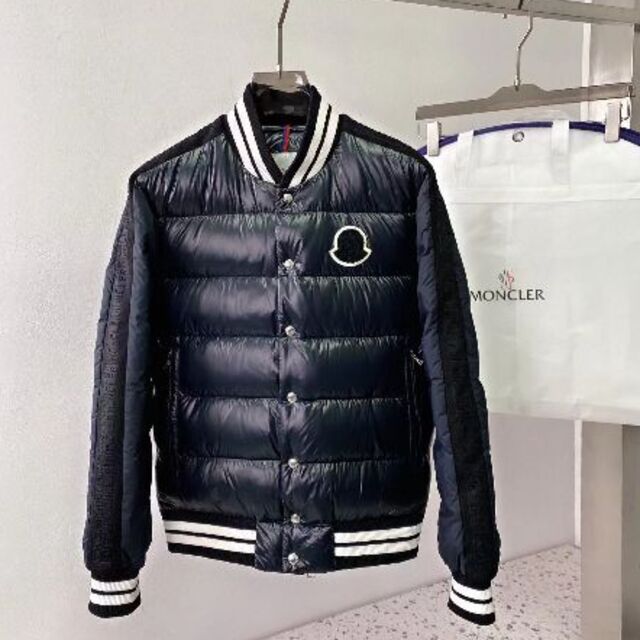 ☆安心の定価販売☆】 MONCLER - 値下げ‼️モンクレール 22-23AW最新作