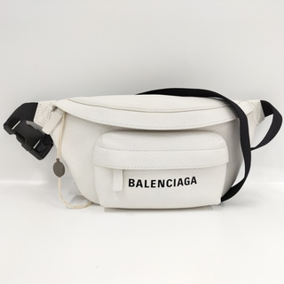 バレンシアガ(Balenciaga)のBALENCIAGA ボディバッグ レザー ブラック 579617(ボディーバッグ)