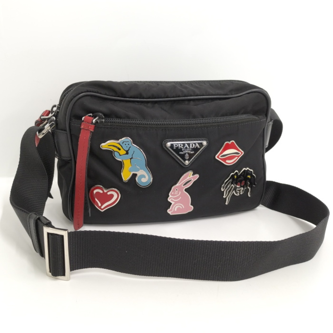 PRADA - PRADA メタルアップリケ ナイロン ショルダーバッグ PRADA - PRADA メタルアップリケ ナイロン ショルダーバッグ