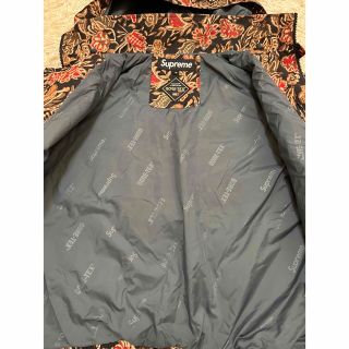 Supreme - 『美品』supreme 花柄 ゴアテックス シュプリーム