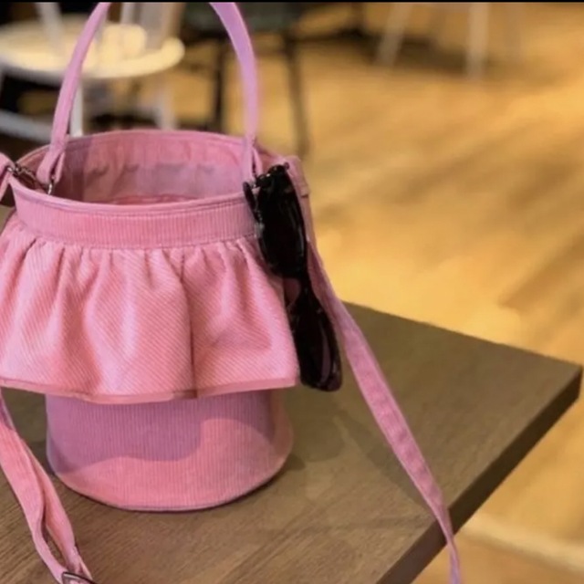 セツコサジテール フリルバッグ シティ いちごミルク