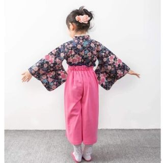 新品 七五三 発表会 着物 袴 セパレート 110 紺色 桜柄 女の子 和服aの