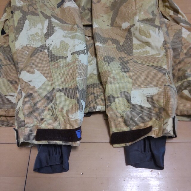 241 - 中古 241 TWO FOR ONE スノーボードウェア Mサイズ 上下セットの