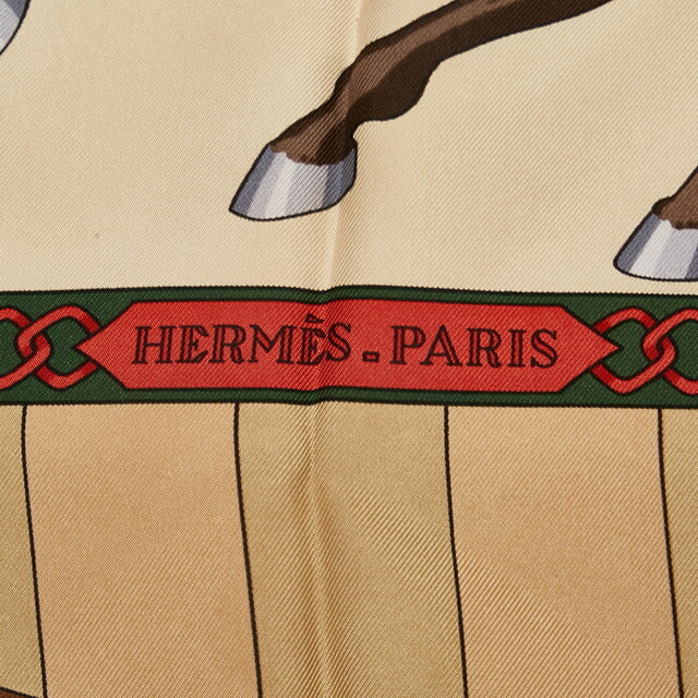 美品 エルメス カレ90 CHOCS EN PLUMES 羽飾りの激突 スカーフ シルク レディース HERMES 【1-0081996】