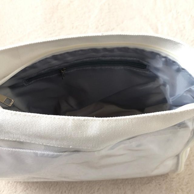 再入荷【大人気】✨新品✨ 痛バッグ デコレーション 白 ショルダーバッグ 痛バ レディースのバッグ(ショルダーバッグ)の商品写真