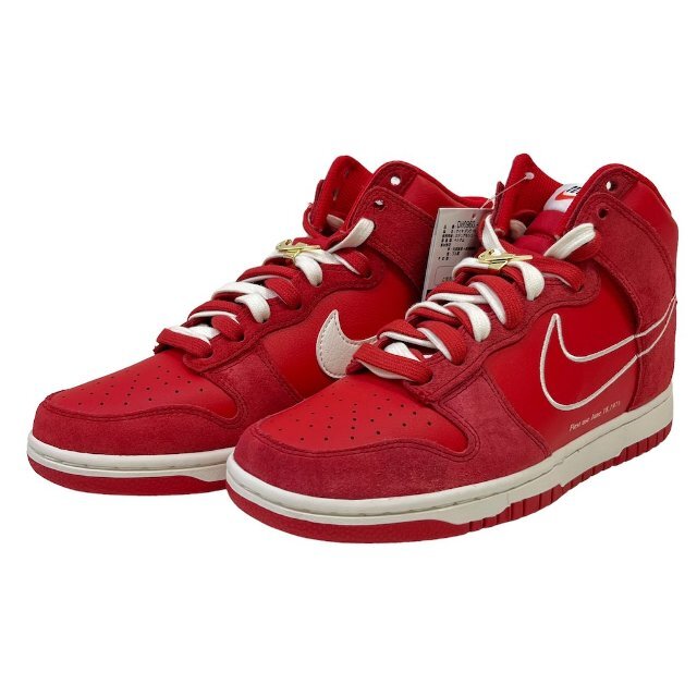 NIKE DUNK HIGH SE FIRST USEUNIVERSITYRED