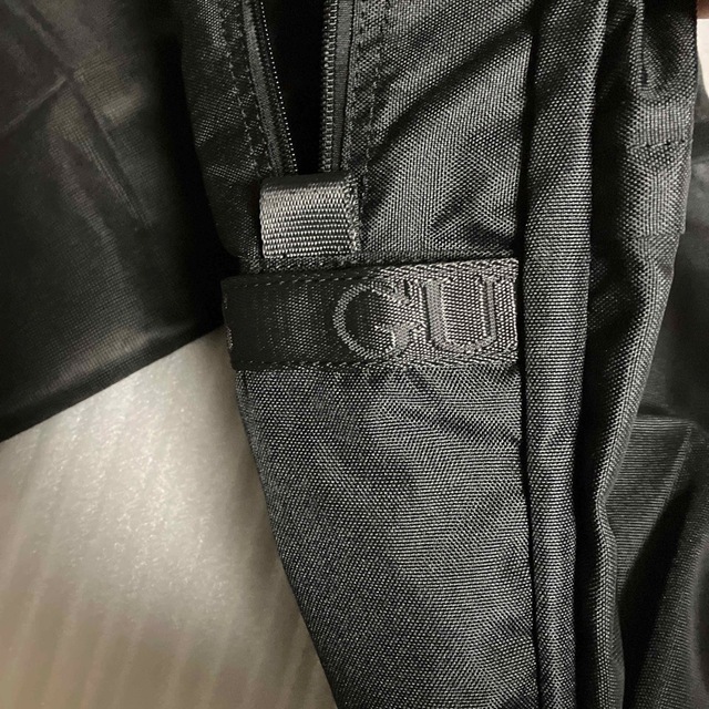 GUESS(ゲス)のguess  ゲス　リュック レディースのバッグ(リュック/バックパック)の商品写真