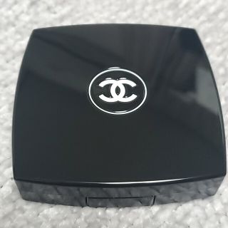 シャネル(CHANEL)のレキャトルオンブル 318 ブラーリーグリーン(アイシャドウ)